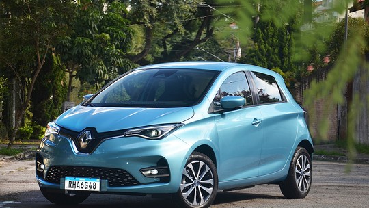 Teste: novo Renault Zoe evolui, mas ainda é um carro "elétrico popular" com preço de SUV premium