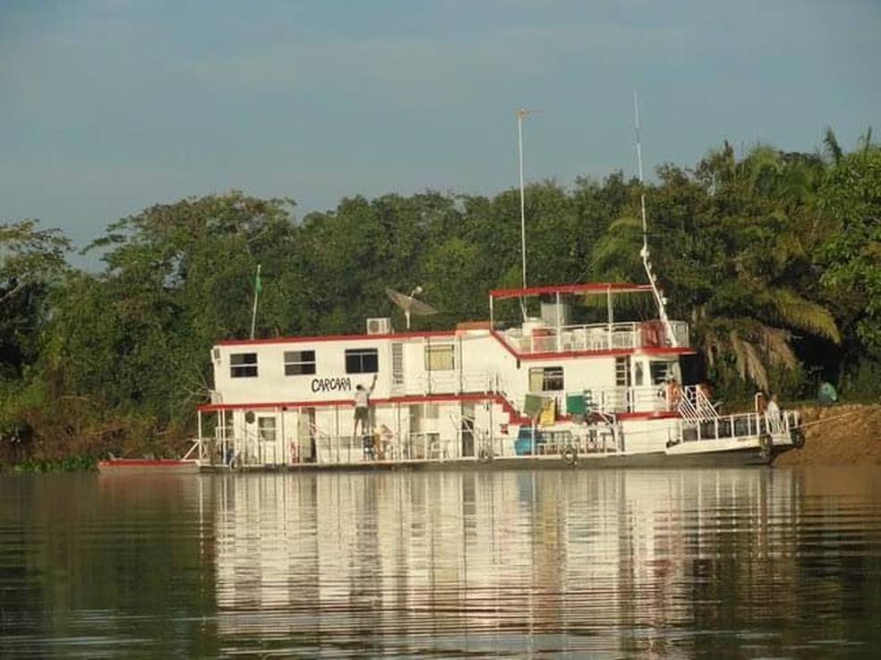Embarcação que naufragou no Pantanal de MS nesta sexta-feira durante vendaval — Foto: Corpo de Bombeiros/Divulgação