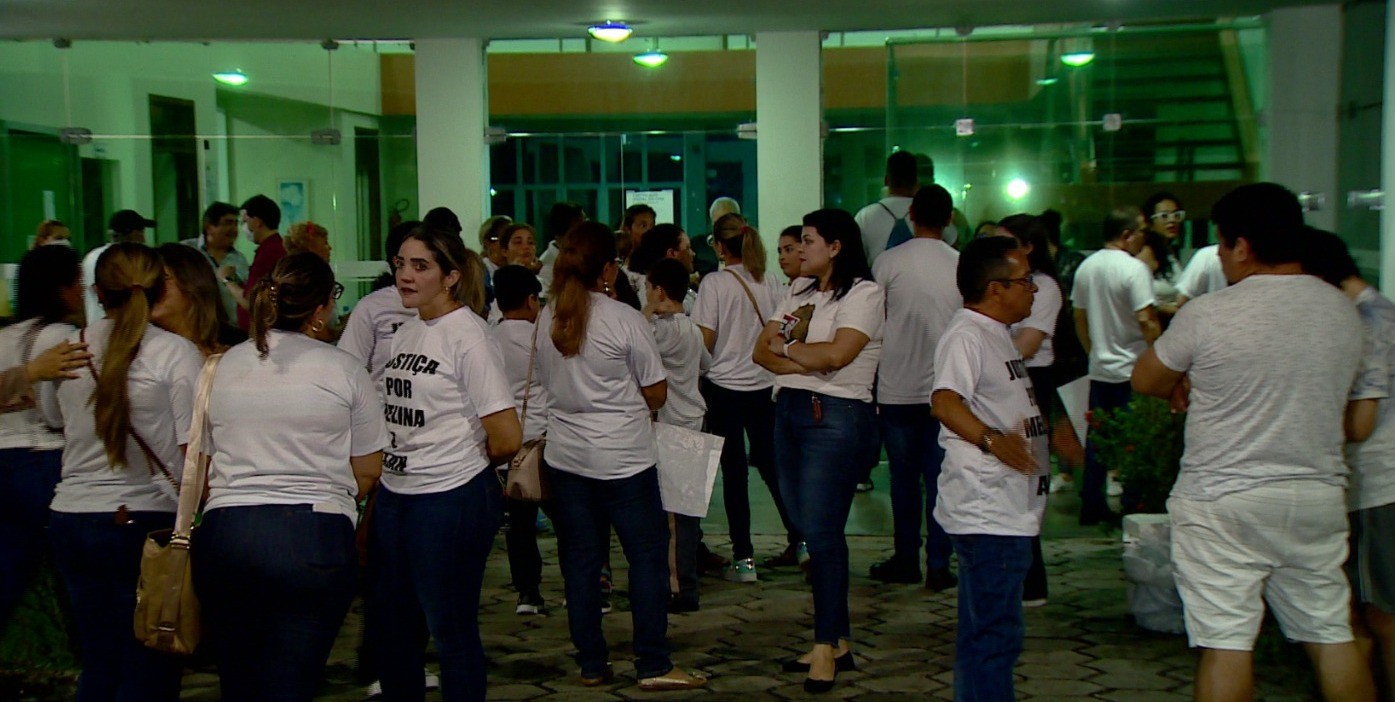 Durante julgamento de médico, familiares pedem justiça por morte de  pacientes em Manaus