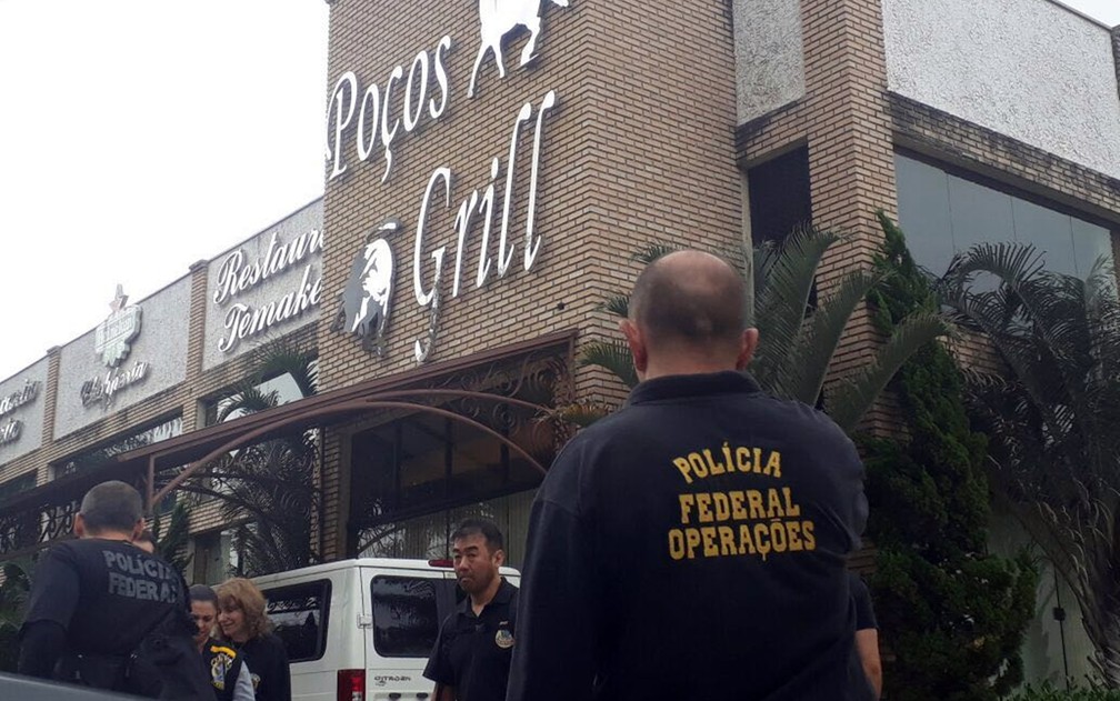 Restaurante "Poços Grill" é interditado em Poços de Caldas pela Polícia Federal (Foto: João Daniel Alves / EPTV)