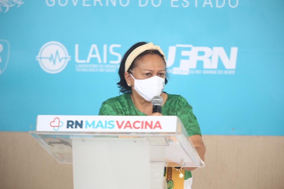 Governadora Fátima Bezerra agradeceu o empenho de todos os profissionais de saúde durante a pandemia — Foto: Alexandre Lago/Cedida