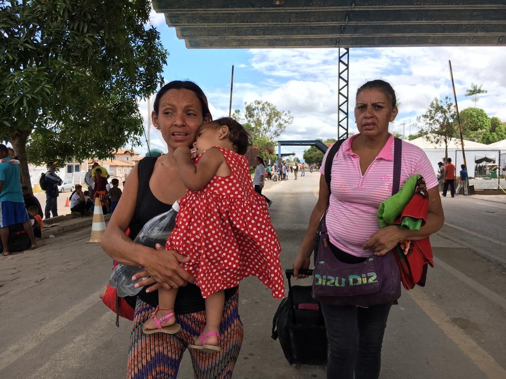 Beatriz Bello, de 54 anos, morava em Caracas e veio para o Brasil com a filha e os netos â Foto: Emily Costa/G1 RR