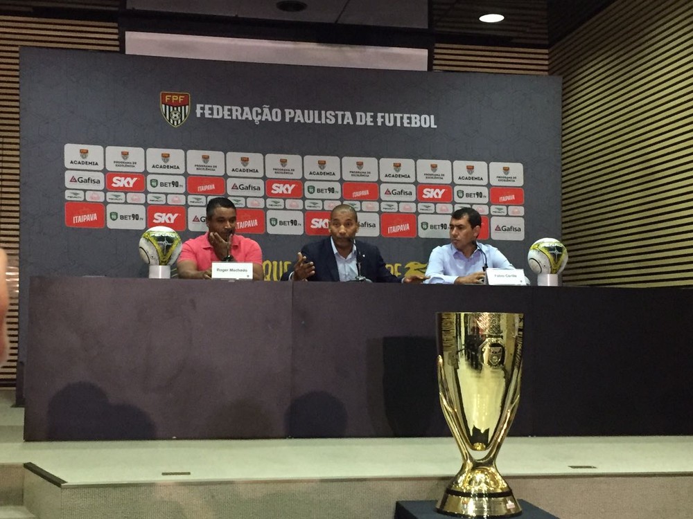 Carille comenta dúvidas para montar Corinthians para final e explica por que dará menos entrevistas