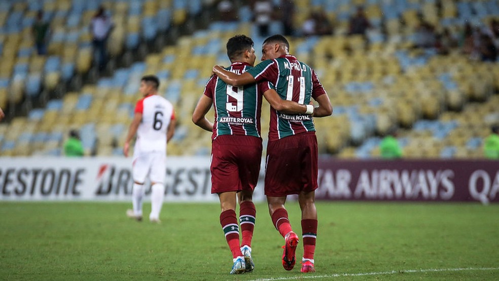 Marcos Paulo e Evanilson pelo Fluminense — Foto: Lucas Merçon / Fluminense FC