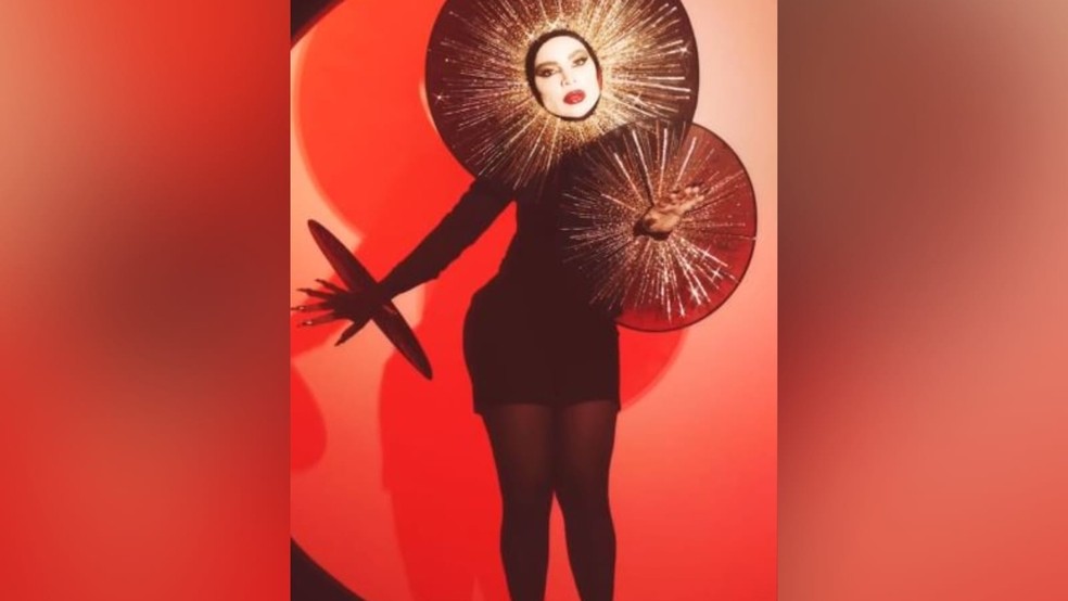 Gkay usou vestido de grife francesa da alta-costura na primeira noite da Farofa da Gkay. — Foto: Instagram/ Reprodução
