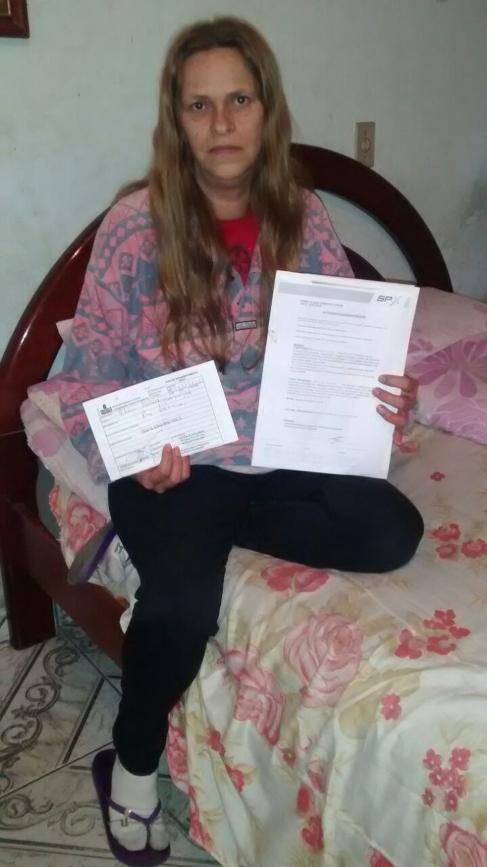 Eliane com os pedidos de consulta (Foto: Arquivo pessoal)