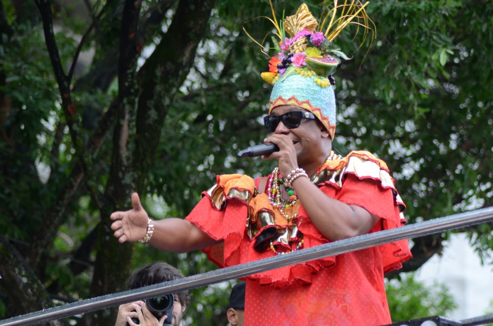 Psi puxa As Muquiranas na Avenida (Foto: Márcio Reis /Ag Haack)