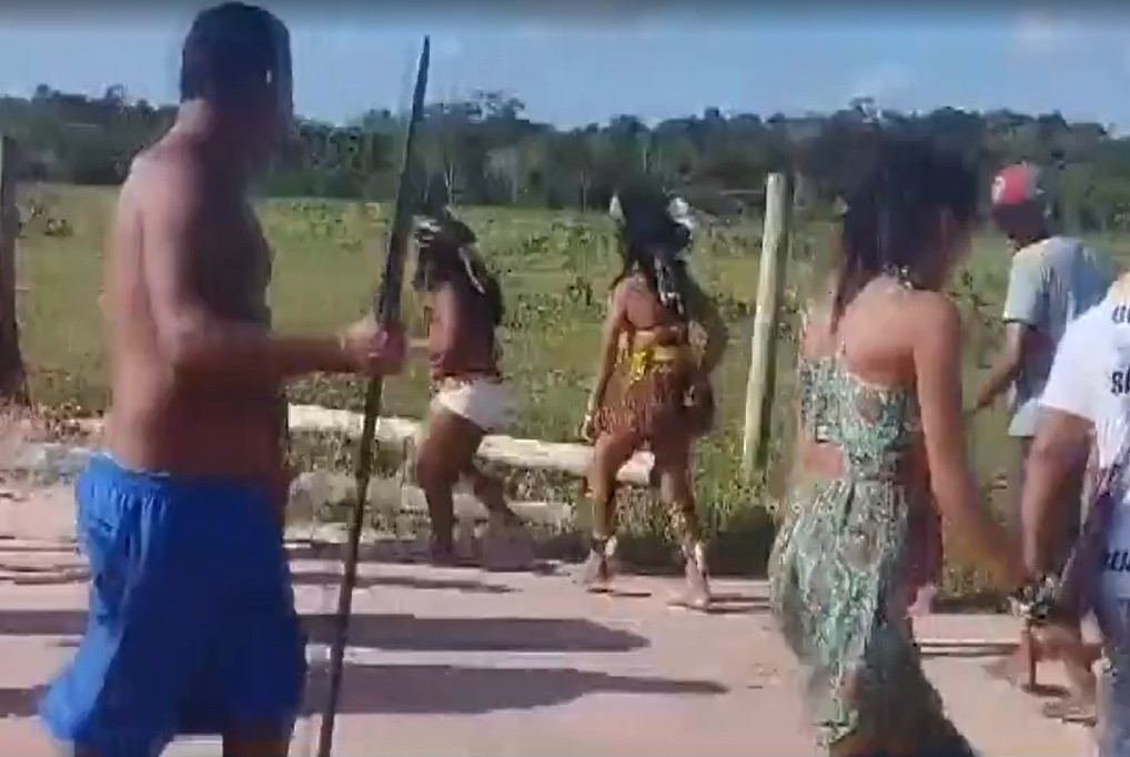Indígenas da etnia Pataxó ocupam fazendas na Bahia; Funai perde reforço no policiamento da região