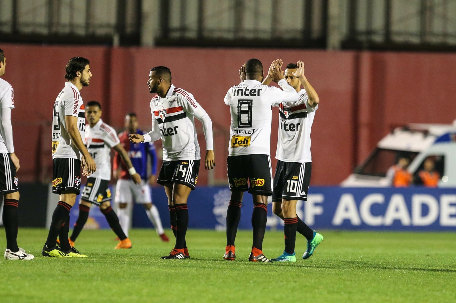 [COMENTE E DÊ SUA NOTA] Atuações do São Paulo: Nenê marca, Diego Souza e Everton vão bem, Sidão brilha e Liziero entra mal