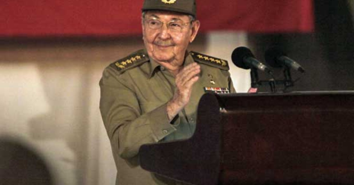 G1 - Raúl Castro comanda ato por 55º aniversário da revolução cubana ...