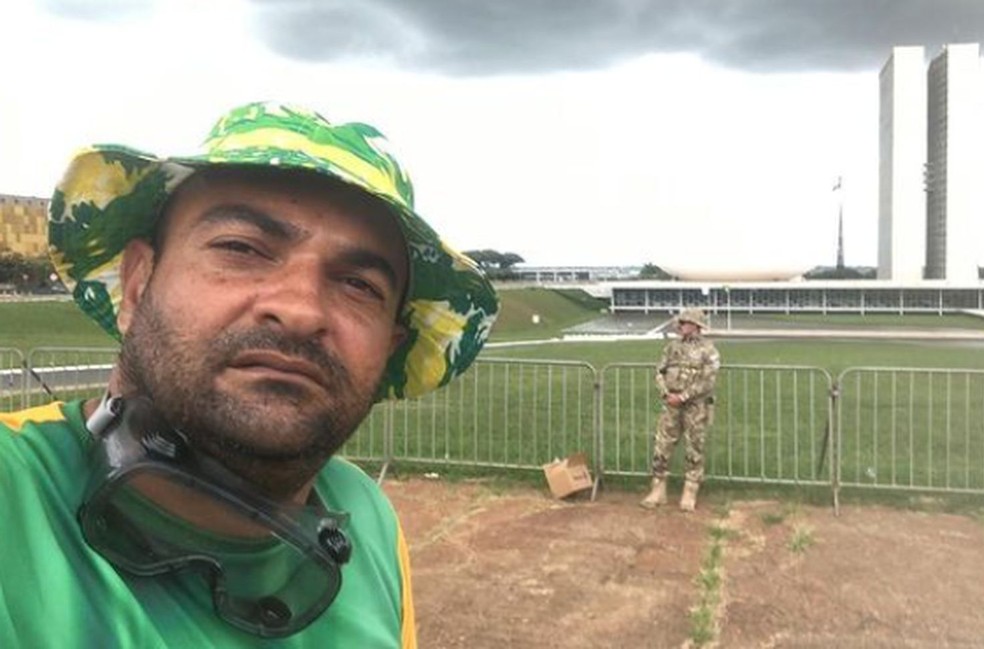 Sergipano em Brasília antes dos ataques aos prédios dos Três Poderes — Foto: Reprodução/Instagram