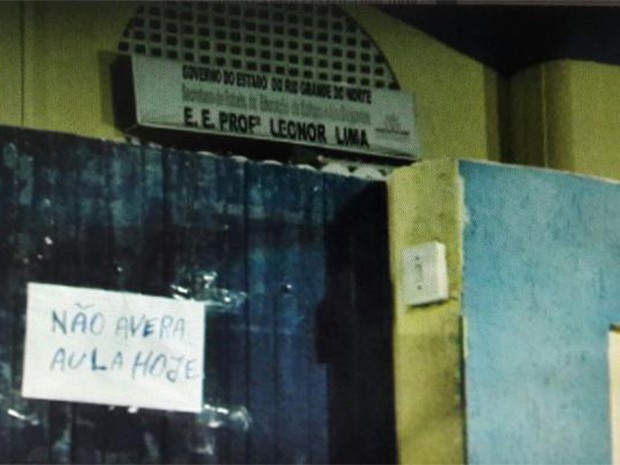 Escolas suspenderam as aulas após ameaça de traficantes no bairro da Redinha, na Zona Norte de Natal (Foto: Divulgação/Polícia Militar)