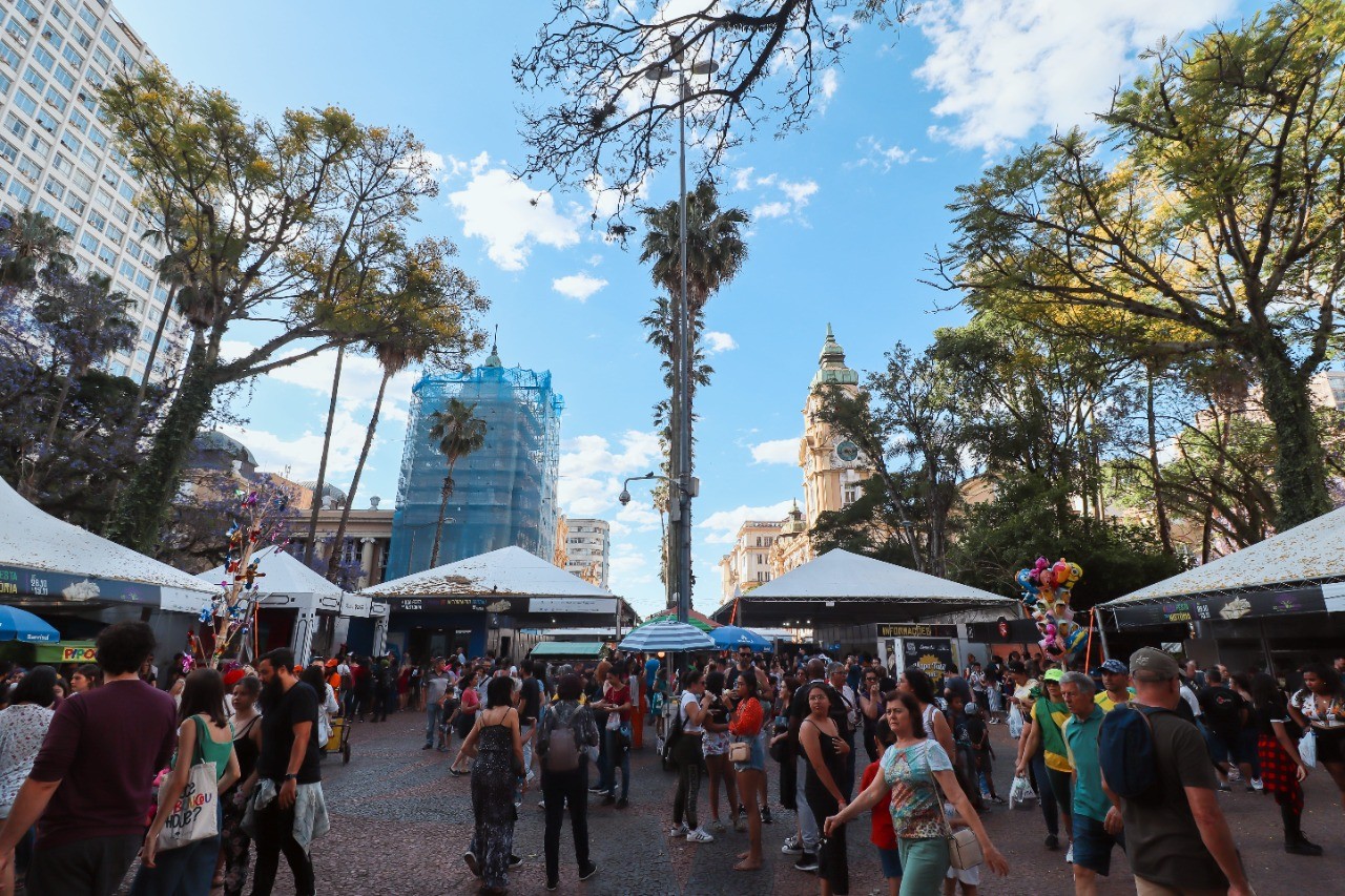 Confira 5 Motivos Que Fazem Da Feira Do Livro De Porto Alegre Uma Das ...