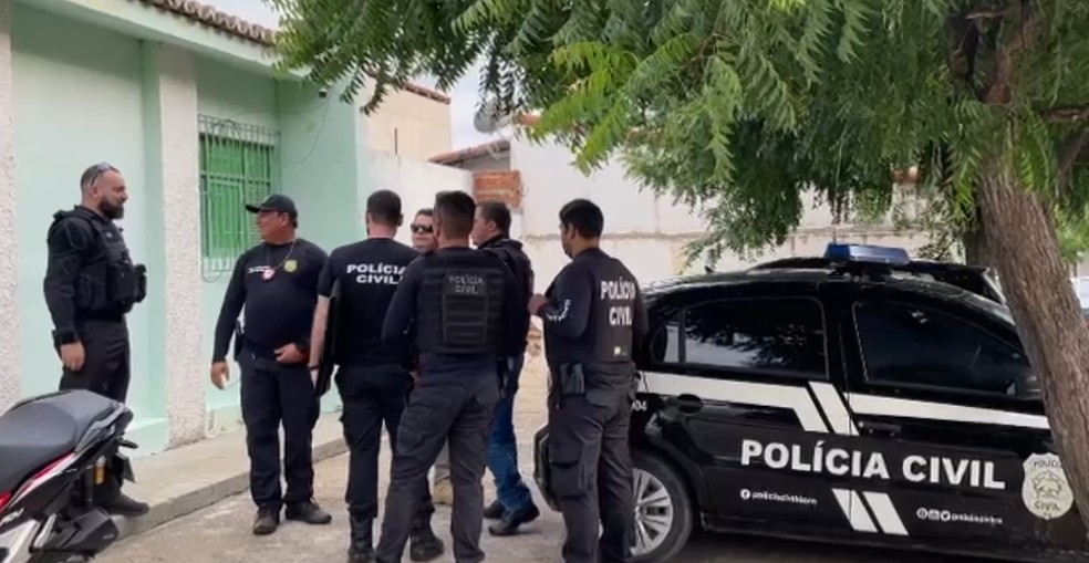Operação da Polícia Civil prende três pessoas em Currais Novos — Foto: Pedro Albuquerque/Inter TV Cabugi
