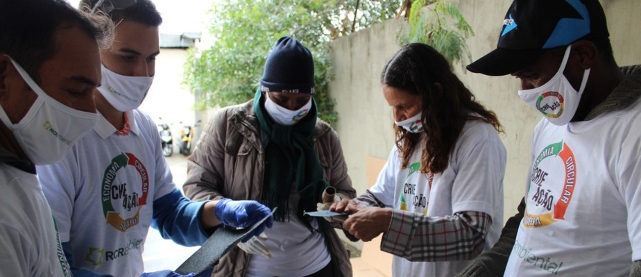 Projeto ajuda famílias de comunidades a gerarem renda na pandemia