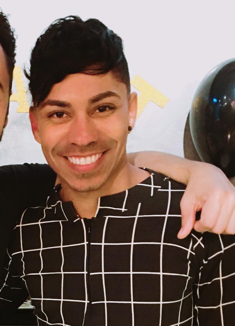 Matheus teve que mentir sobre a orienta&ccedil;&atilde;o sexual para conseguir doar sangue em 2017 &mdash; Foto: Arquivo pessoal