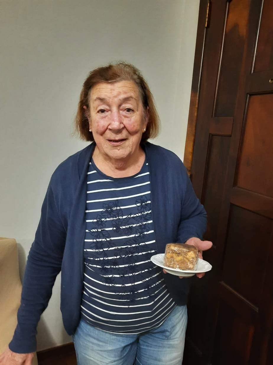 Maria Fernanda e o bolo de mel feito pelo seu pai, que já dura 53 anos
