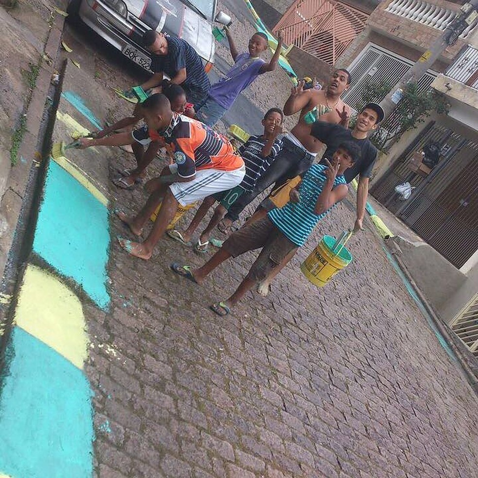 Gabriel Jesus Lembra De Sua Preparacao Para Copa De 14 Pintando A Rua Selecao Brasileira Ge
