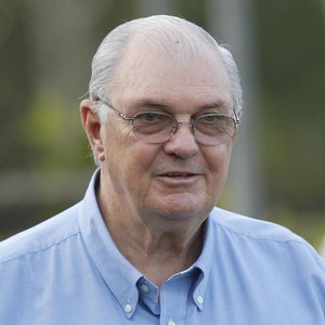 Presidente do Cruzeiro discute com facção sobre repasse de ingressos