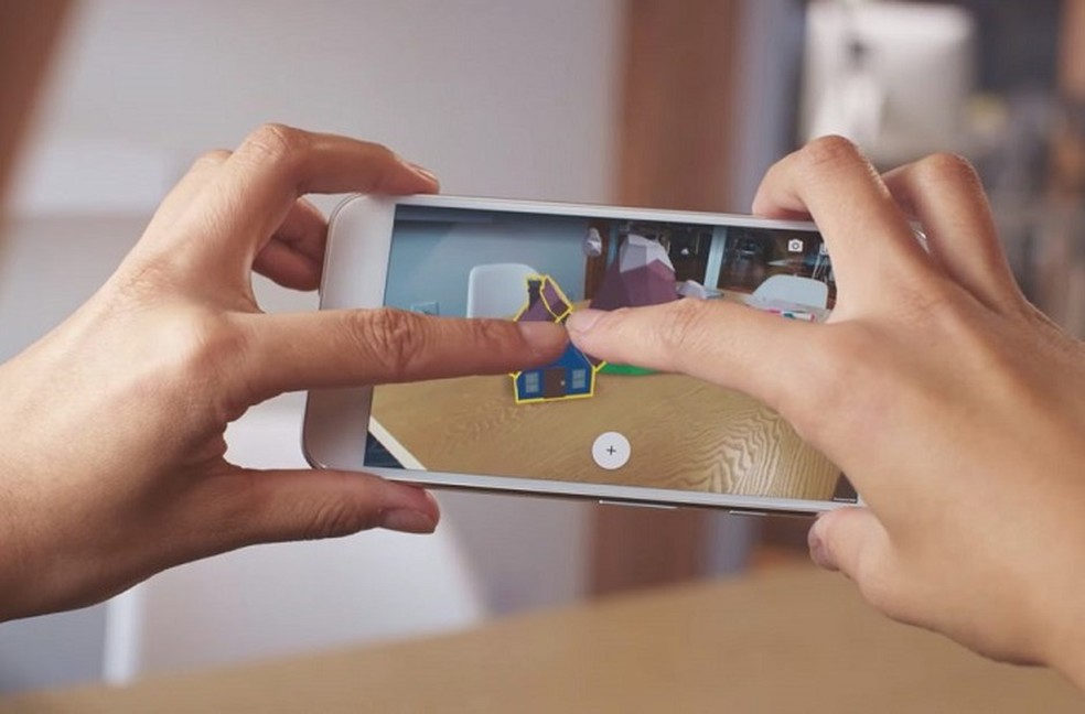 Android Oreo chegou com sua própria plataforma de Realidade Aumentada, o AR Core — Foto: Divulgação/Google