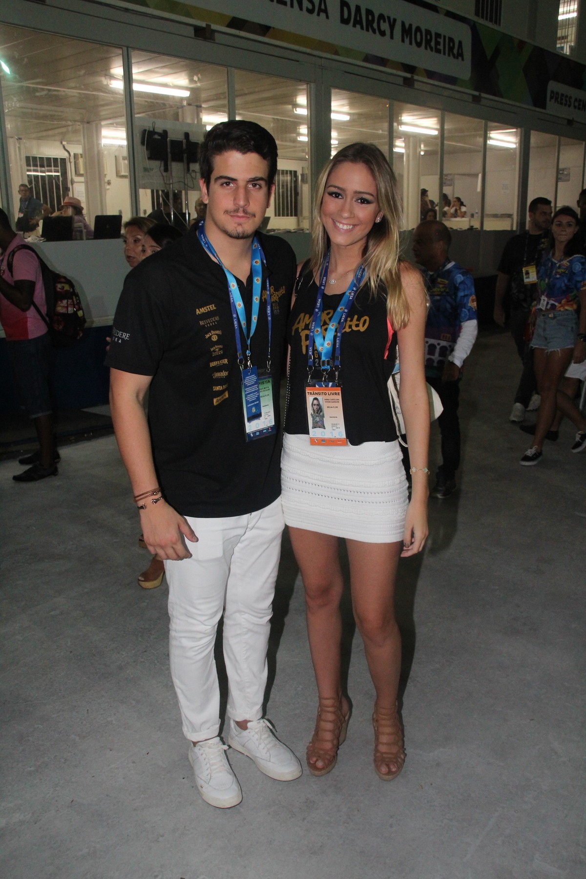 Enzo Celulari e a namorada (Foto: ANDRÉ MOREIRA/BRAZIL NEWS)