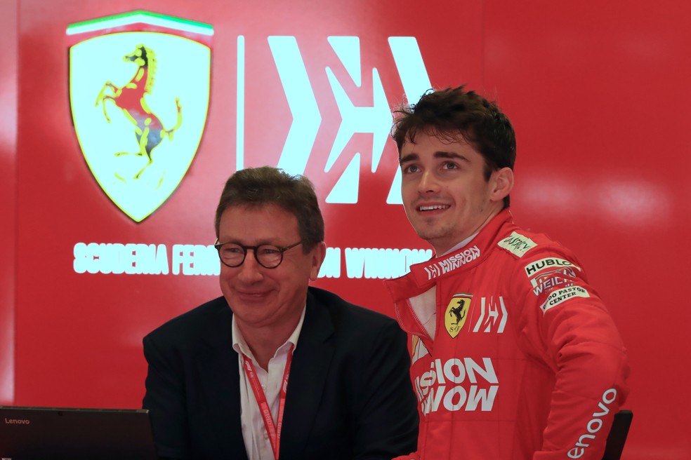 Louis Camilleri deu apoio a Charles Leclerc — Foto: Getty Images