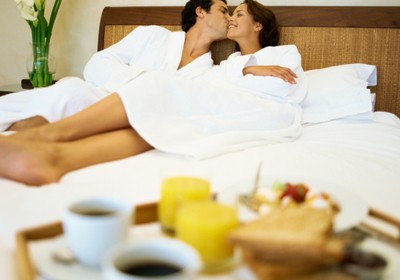 cama, quarto, família, relacionamento, namoro (Foto: ThinkStock)