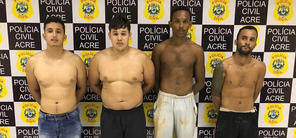 Conforme a polícia os quatro homens serão indiciados por tráfico e associação ao tráfico — Foto: Divulgação PC/AC