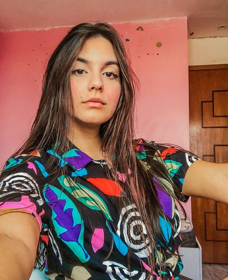 Isabelle Cunha, dubladora de Enola Holmes, rebate críticas (Foto: Reprodução: Instagram)
