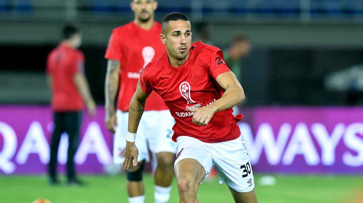 Athletico tem um reforço encaminhado e inicia saídas do elenco para 2023 athleticopr ge