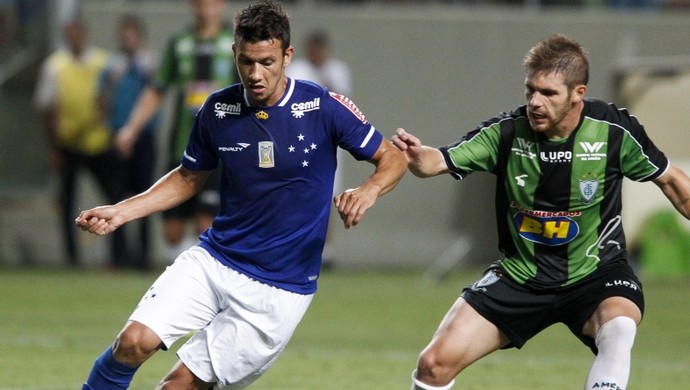 Na casinha: jogadores destacam eficiência do Cruzeiro em clássico