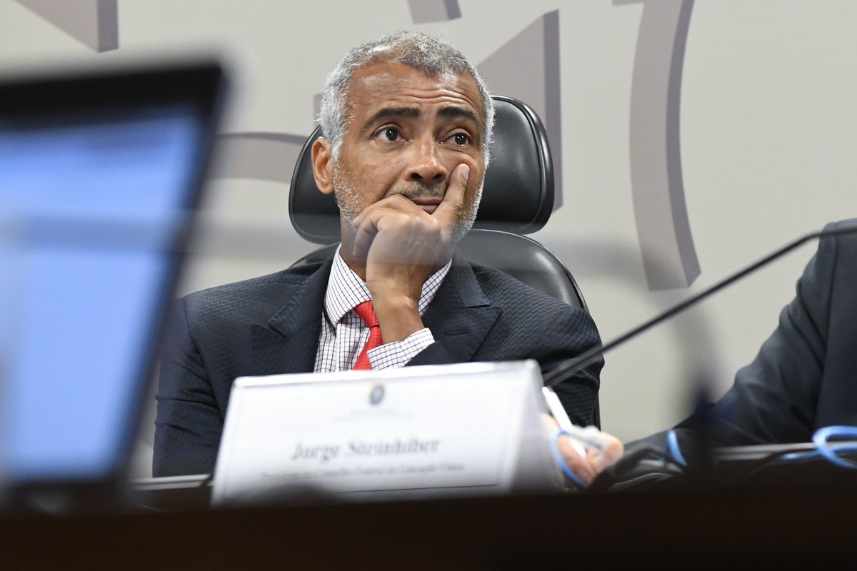Ipec para o Senado no RJ: Romário tem 27s intenções de voto
