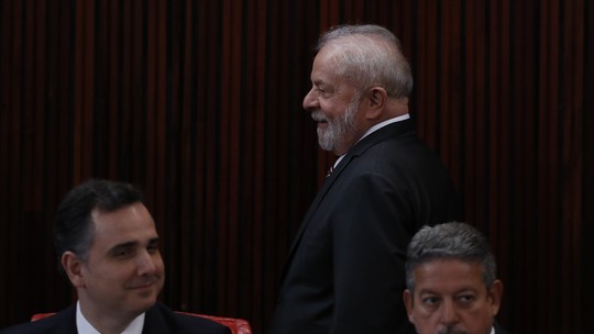 Crise das MPs paralisa Congresso e coloca Lula entre Lira e Pacheco