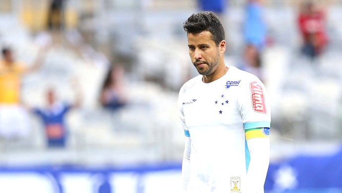 Mesmo com jogo contra o River, Fábio admite pensar na lanterna do Brasileiro