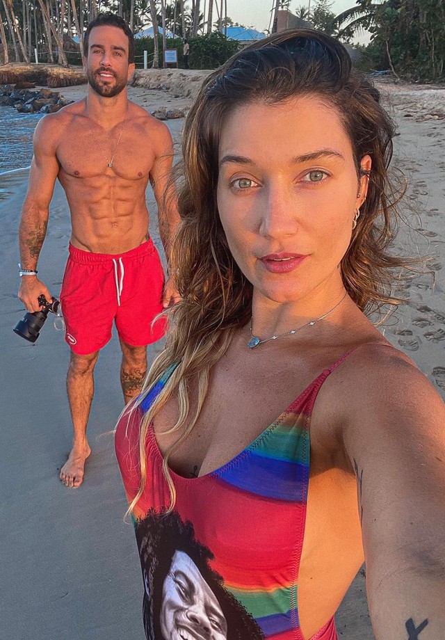 Gabriela Pugliesi e Erasmo Viana no Caribe (Foto: Reprodução/Instagram)
