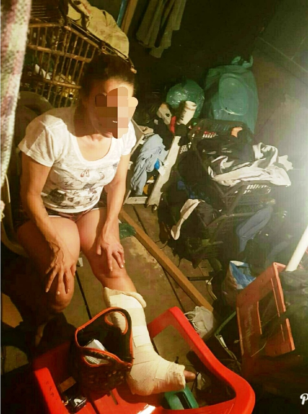VÃ­tima estava em cativeiro e seria julgada por 'tribunal do crime' em GuarujÃ¡, SP â Foto: DivulgaÃ§Ã£o/Baep