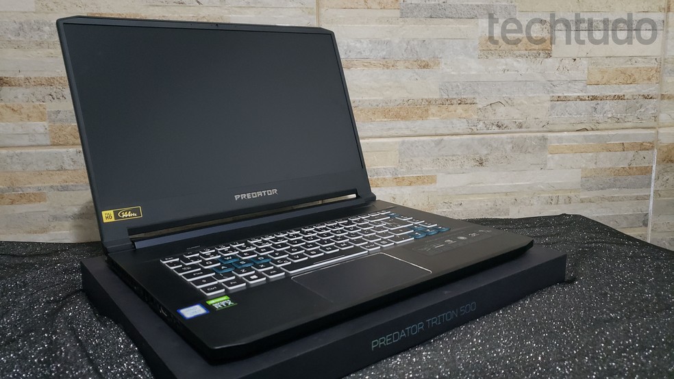 Notebook gamer da Acer é caro, mas deve rodar 'qualquer' jogo; confira nossa análise — Foto: Yuri Hildebrand/TechTudo