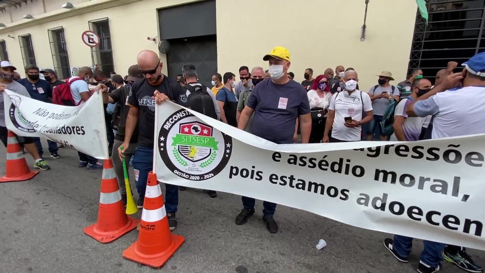 Servidores da Fundação Casa protestam em SP — Foto: Reprodução/TV Globo