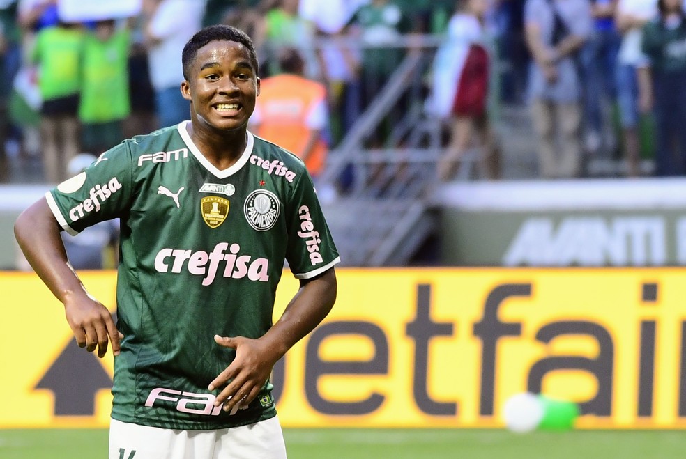 Abel pede calma com Endrick no Palmeiras: 