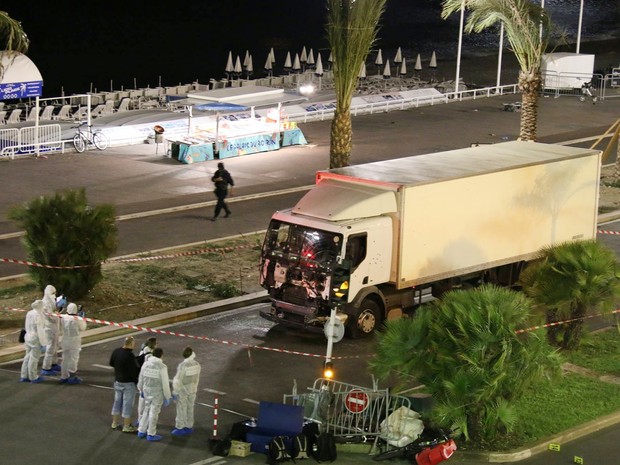 Em Nice, atentado com caminhão deixou 84 mortos em 14/07 (Foto: Sasha Goldsmith/AP)