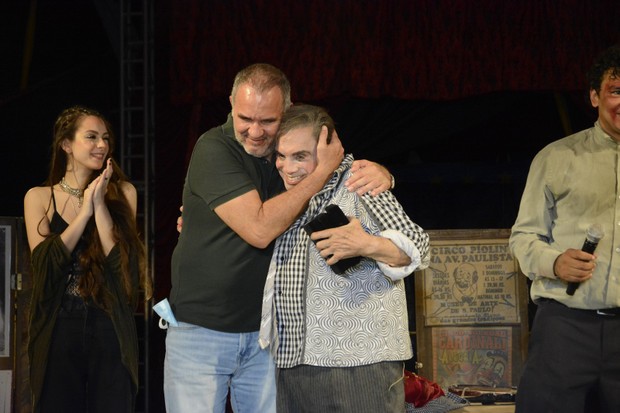 Dedé Santana recebe homenagem em espetáculo circense (Foto: Webert Belicio/AgNews)