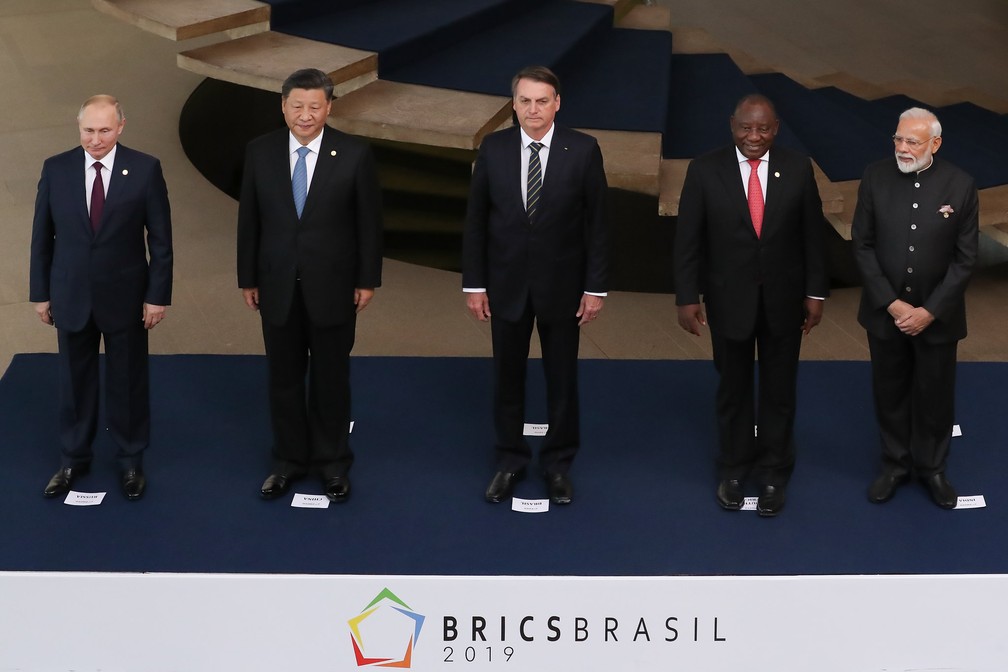 Líderes do Brics posaram para foto antes de reunião de cúpula no Palácio do Itamaraty — Foto: Marcos Corrêa/PR