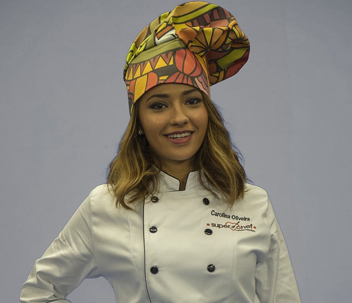 Carolina Oliveira no 'Super Chef Celebridades' (Foto: Globo/Renato Rocha Miranda)