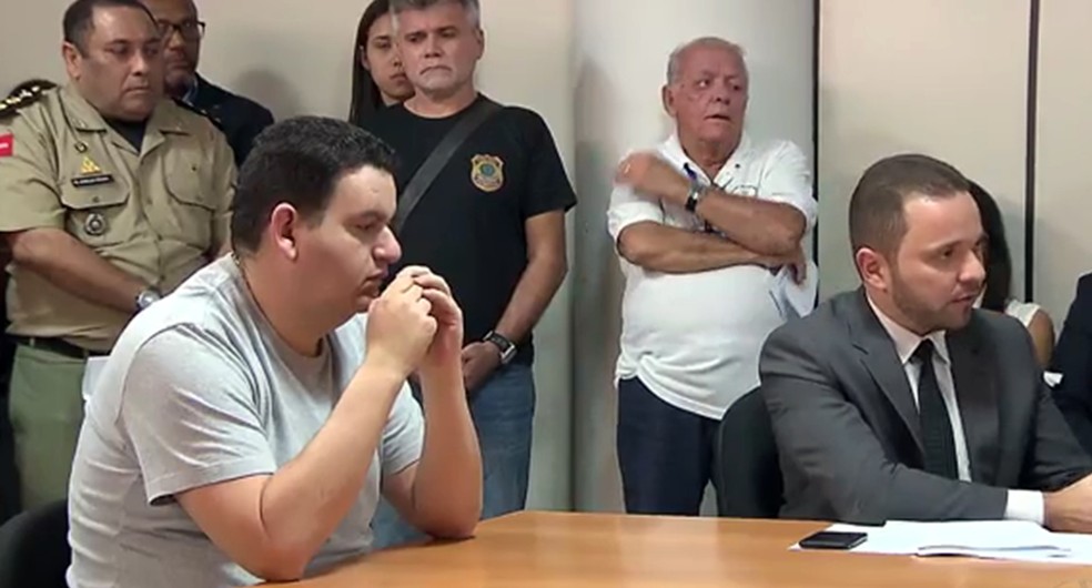 Fabiano Gomes passou por audiência de custódia após prisão preventiva ser cumprida na Operação Xeque-Mate — Foto: Reprodução/TV Cabo Branco