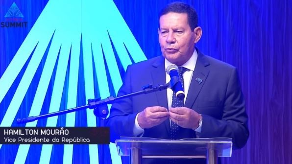 Mourão diz que auxílio emergencial 'seria mais eficaz' caso tivesse sido pago valor menor por mais tempo thumbnail