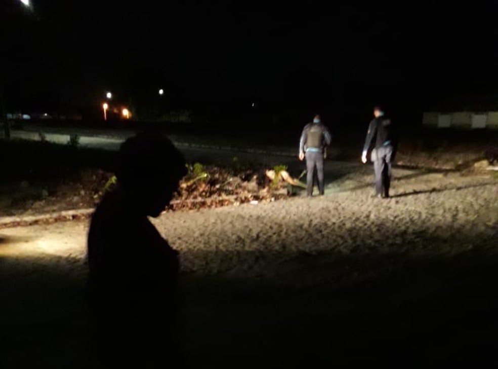 Corpo de adolescente foi encontrado com as mÃ£os amarradas num terreno em Pacajus, na Grande Fortaleza.  â€” Foto: Arquivo pessoal