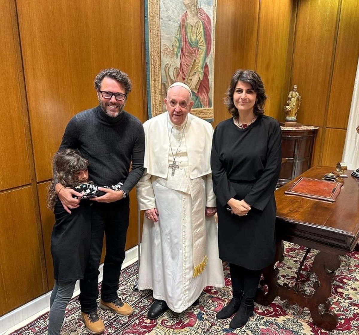 Manuela D'Ávila é recebida pelo Papa Francisco no Vaticano Rio Grande