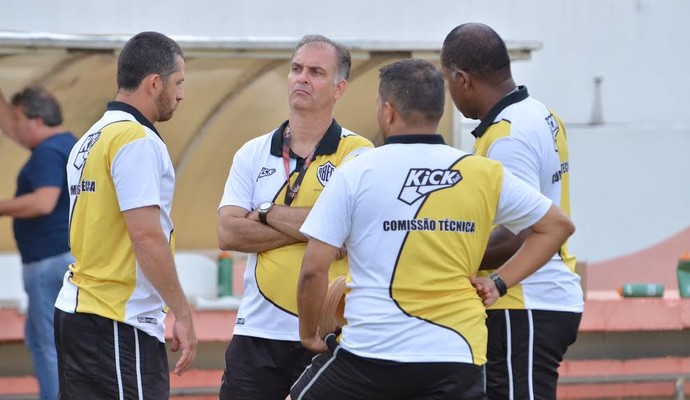 Comissão técnica do Rio Branco-SP (Foto: Sanderson Barbarini / Foco no Esporte) Comissão técnica do Rio Branco-SP (Foto: Sanderson Barbarini / Foco no Esporte)