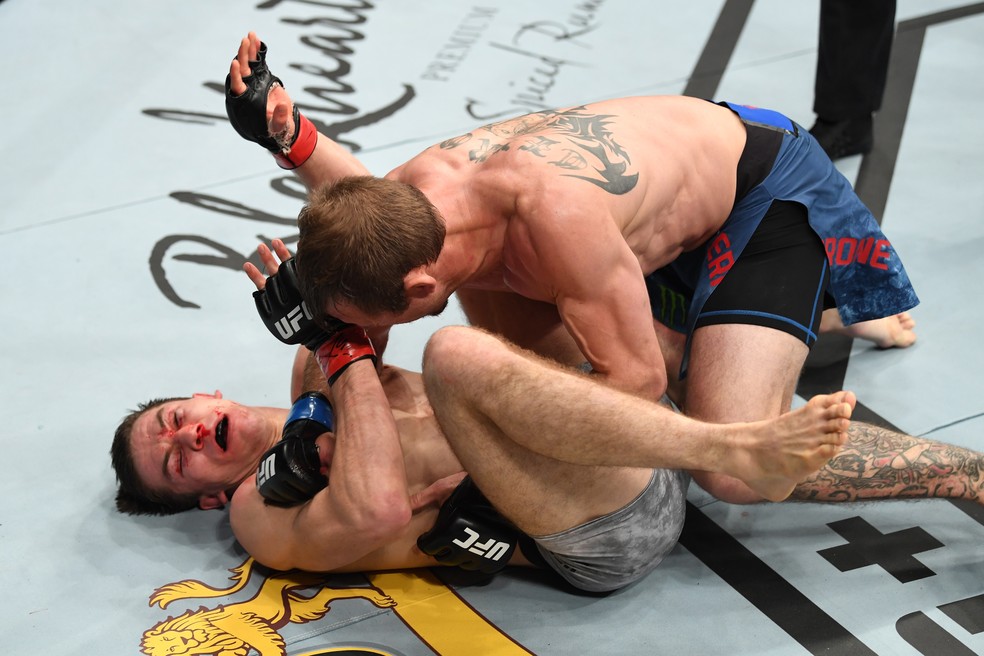 Donald Cerrone nocauteou Alexander Hernandez no UFC Brooklyn â?? Foto: Getty Images