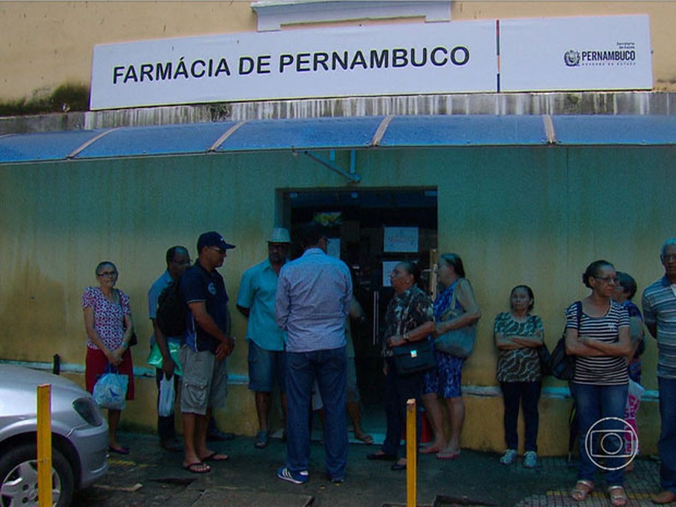 FarmÃ¡cia do Estado Ã© a saÃ­da para pacientes que nÃ£o tÃªm condiÃ§Ãµes de arcar com custo de tratamento de doenÃ§as (Foto: ReproduÃ§Ã£o  / TV Globo)